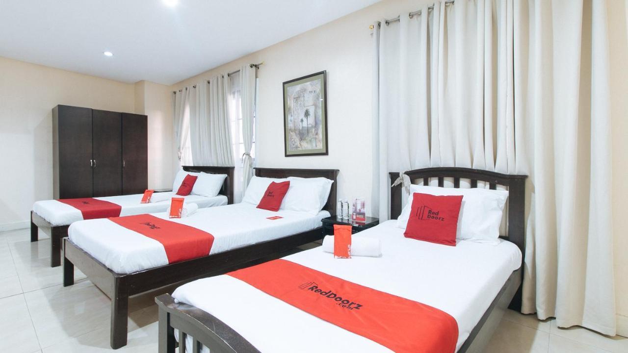 Reddoorz Plus @ Better Living Paranaque Paranaque City Exteriör bild