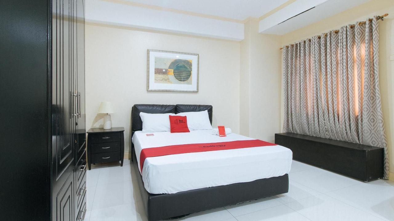 Reddoorz Plus @ Better Living Paranaque Manila Exteriör bild